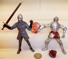 FANTASSIN CHEVALIER en ARMURE Moyen Âge 4D Puzzle FAME MASTER 2004 CHÂTEAU FORT