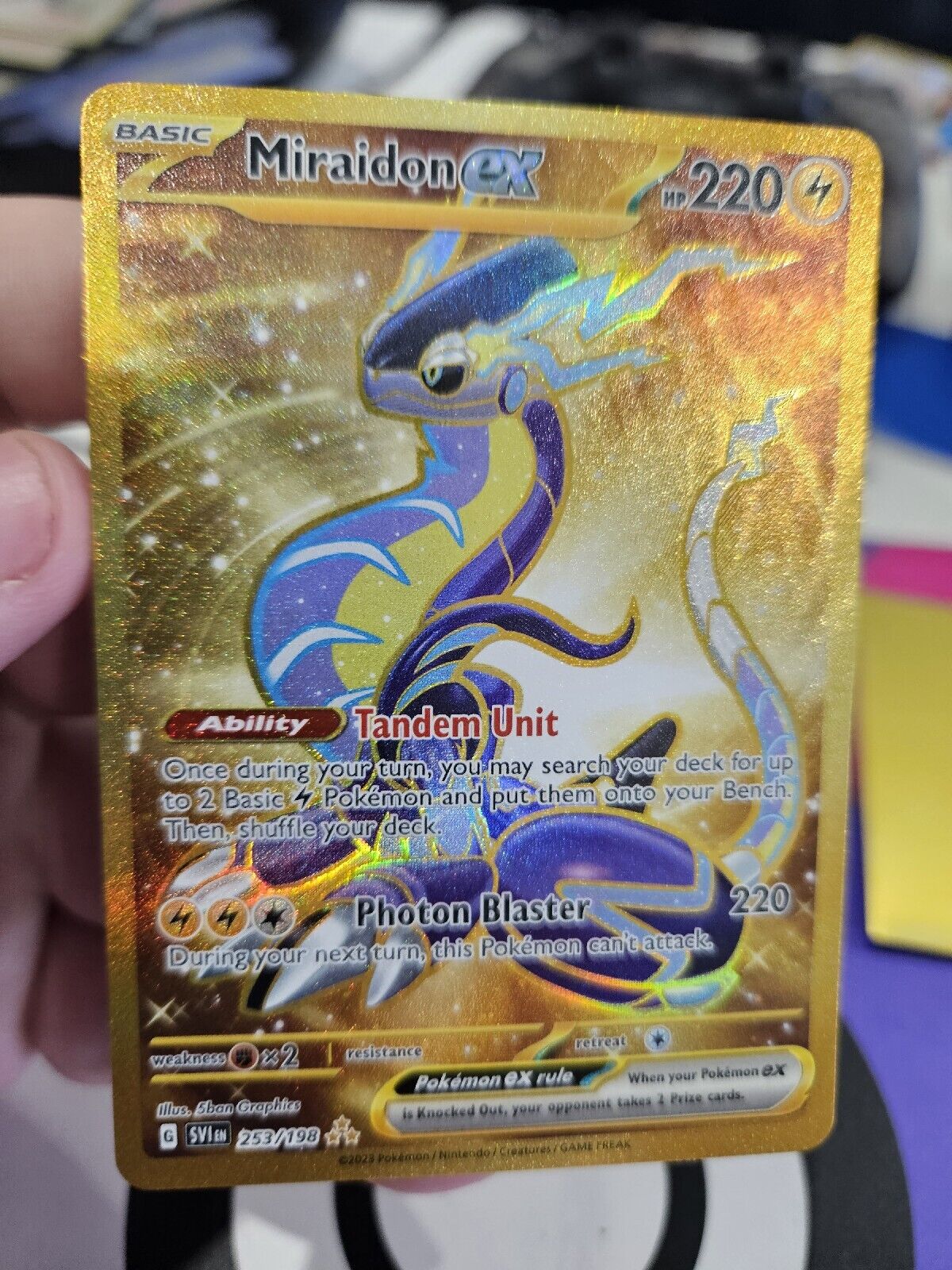 Carta Pokémon , Miraidon Ex Dourado , 253/198 , Carta em Português