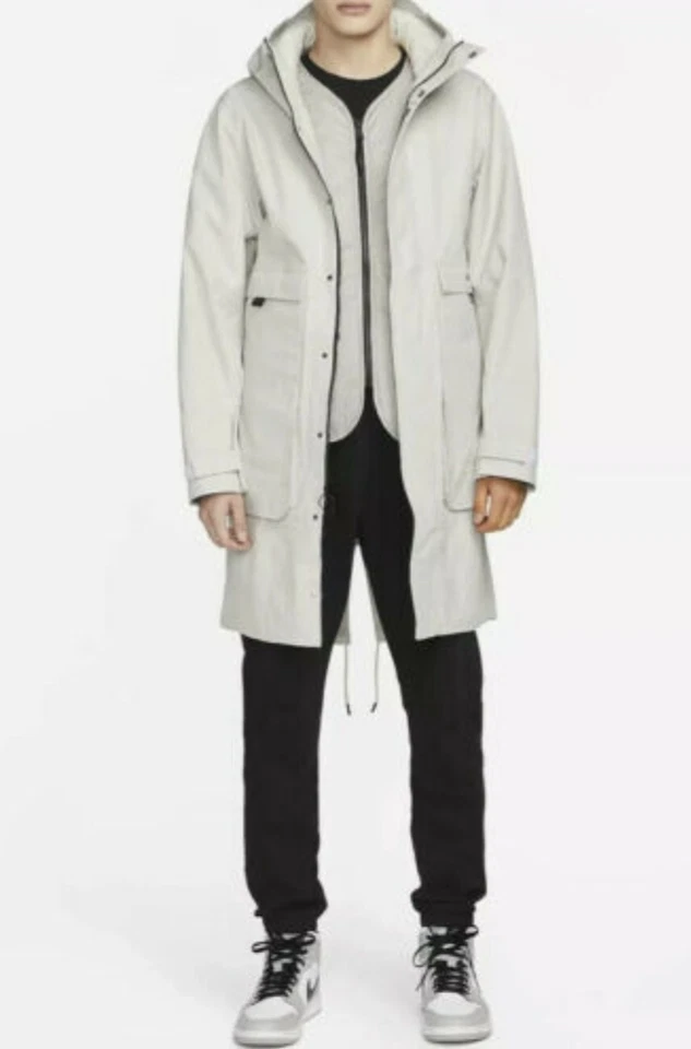 Abrigo Parka Gore-Tex Talla XL NUEVO CON ETIQUETAS Nike Air Jordan 23 Engineered 2 en 1. $600.  Foto 3 de 4