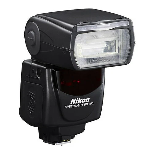 デジタル一眼 Nikon D1x + Nikon SB-28 Nikon SB-28 (*) — Camera Center