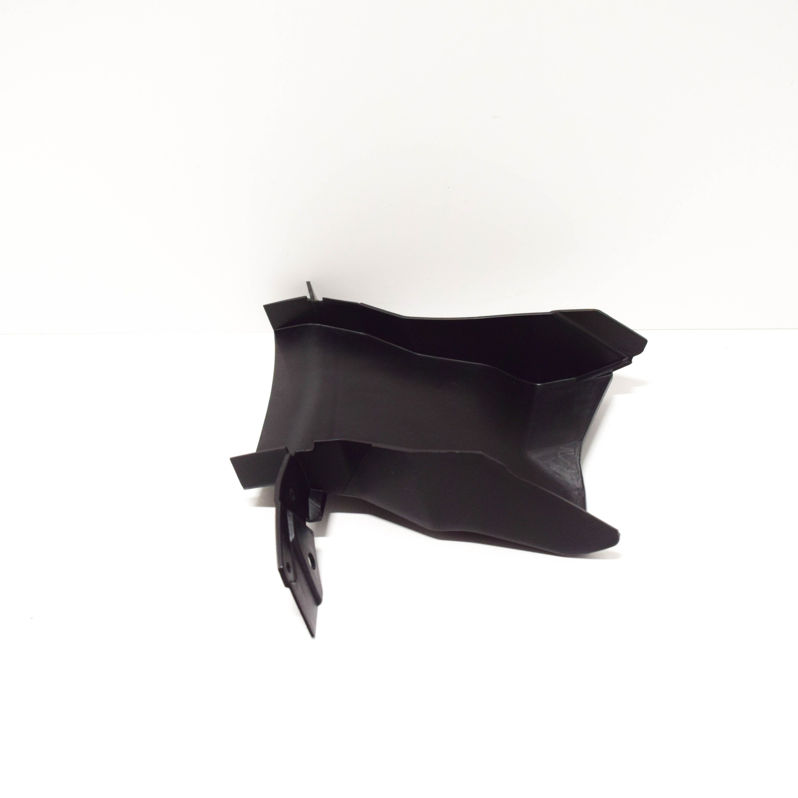 NEW AUDI A4 B9 S-LINE RIGHT RADIATOR SUPPORT AIR DEFLECTOR 8W0121764A ORIGINAL