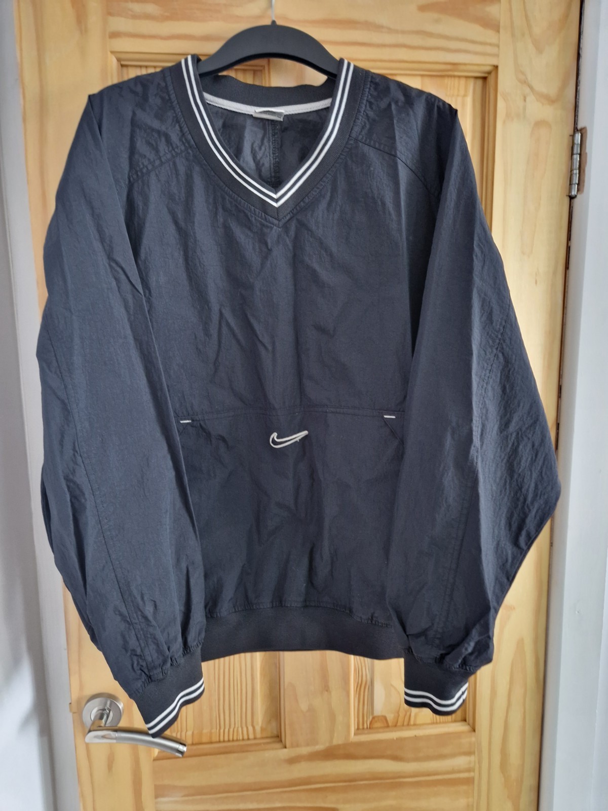 Nike Vintage 90s Windbreaker Mens L Large Black Nylon Pullover V-Neck