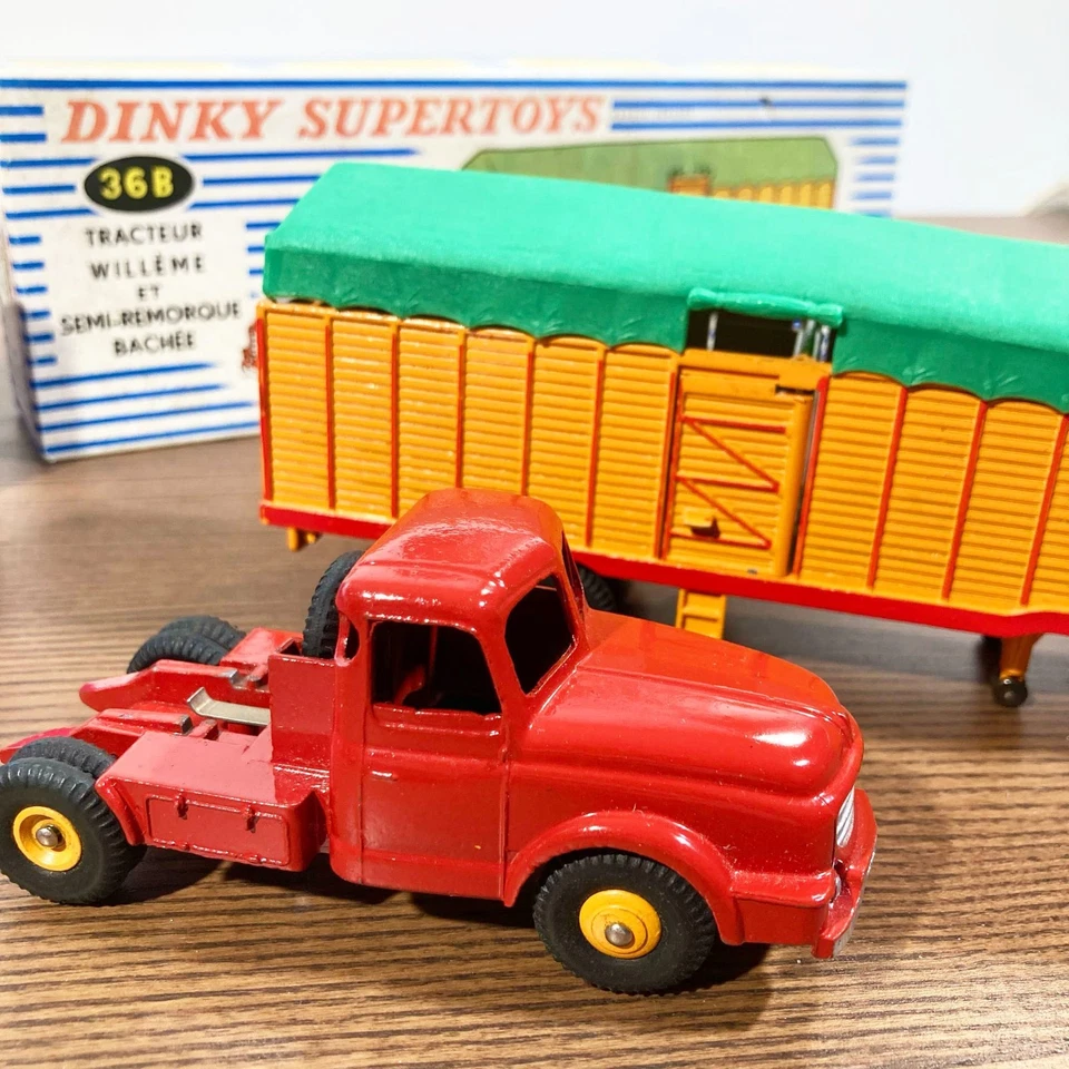 État neuf Dinky Toys 36B Tracteur Willème Semi-Remorque – boîte d’origine 1960 - Photo 3/4