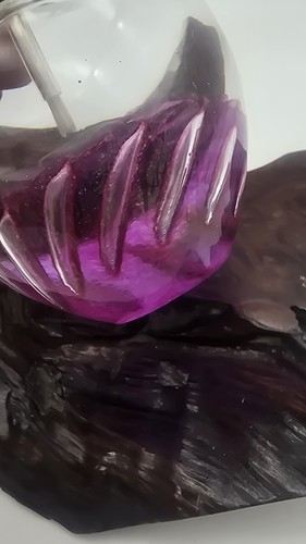 Bottiglia olio bullicante numerata firmata Maytum Studio vetro artistico 1997 e supporto - Foto 12 di 22