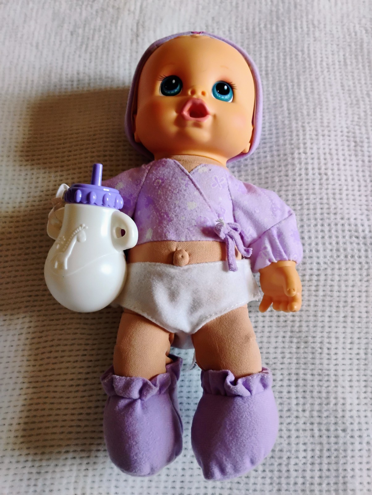 2007 Baby Alive Doll  Newborn BlondeHair Purple Outfit With Bottle
