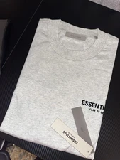 Grey Fear of God Essentials streetwear t-shirt size Large Oatmeal