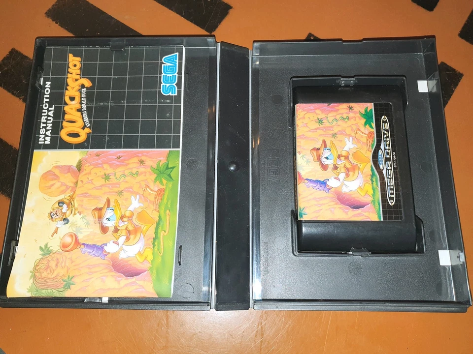 ## Quackshot Starring Donald Duck - Sega Mega Drive Game - Top/Complete ## - Image 2 of 2