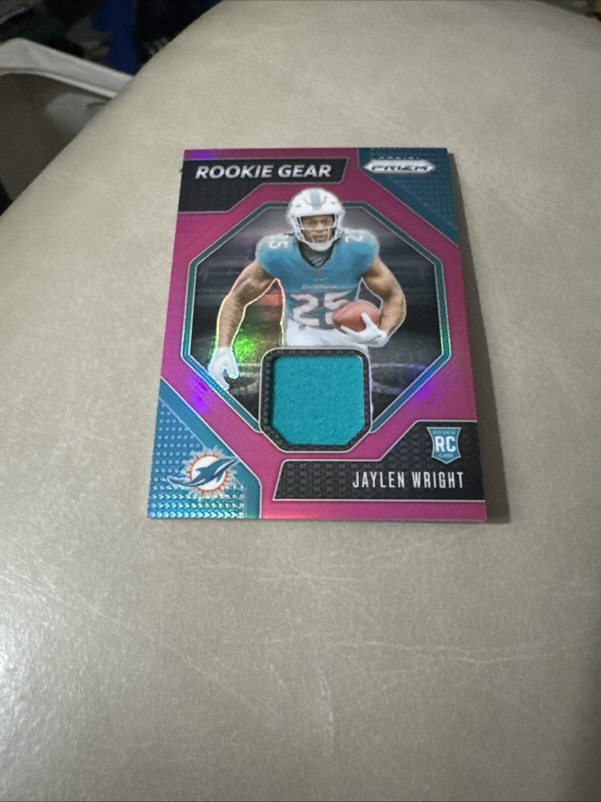 2024 Panini Prizm Jaylen Wright Rookie Gear Pink Prizm RC Mem Card Dolphins