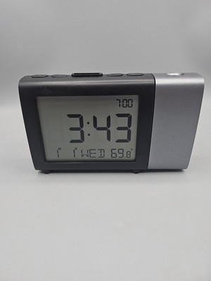 MeesMeek Projection Alarm Clock for Bedroom: Digital LCD Clock with Temperature