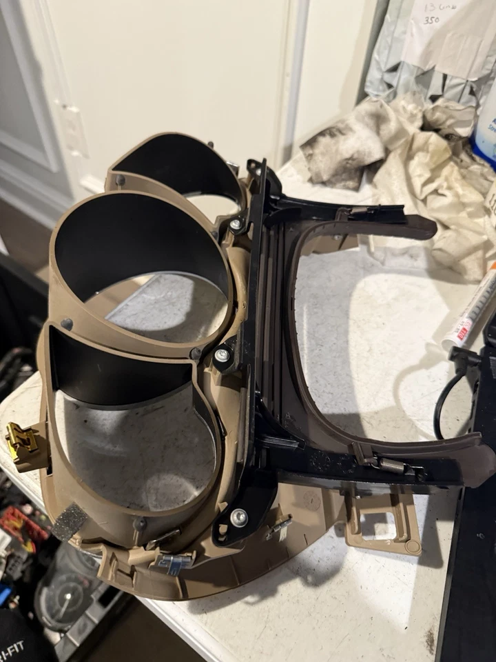 Chevrolet Malibu 2008-2012 cuadro de instrumentos velocímetro bisel bronceado OEM Foto 3 de 4