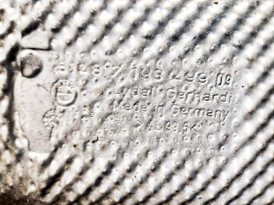 / 11-16 F10 550i BMW Rear Left Bumper Side Shields 51487207269 Oem Used - Image 4 of 4