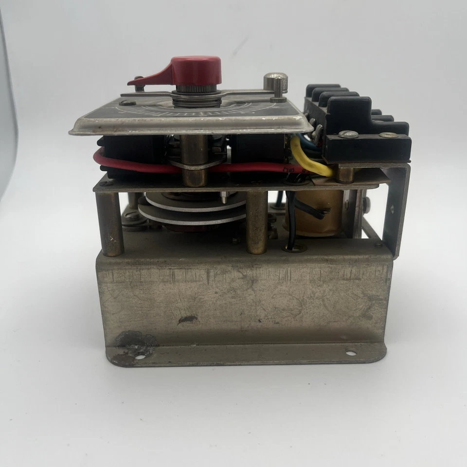 Singer Industrial Timer Corporation TDAB 15s 115v 60 cycles 25 watts UNTESTED - Image 2 of 4