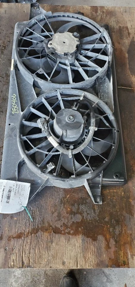 Radiator Fan Motor Fan Assembly Without Tow Package Fits 04-07 FREESTAR 1139923 - Image 2 of 4