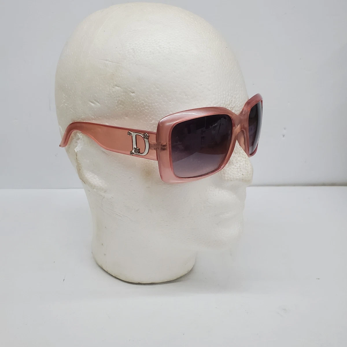 Diff Eyewear “Sandra” Translucent Pink Square Sunglasses - NWOT Pink Square Sunglasses for Women with Vintage for sale | eBay main image 4
