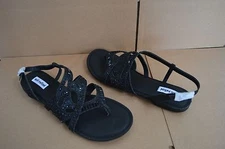 NWOB Not Rated Women's Bastin Black Sandals