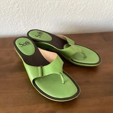 Soft Vintage Green Soft Leather Thong Wedge Sandals Size 8