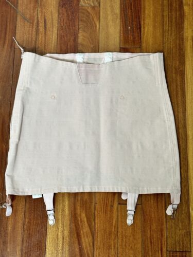 RARE VINTAGE 40s Marshall Fields~ Franco Contour OPEN BOTTOM GARTER GIRDLE 36 16 - Picture 1 of 20