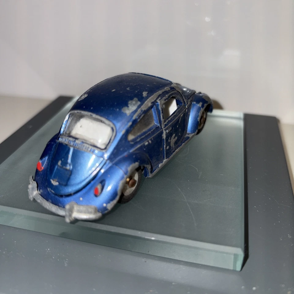 Dinky Toys Vintage 1965 VW Volkswagen Beetle De Luxe 1300 ruedas tempranas  Foto 2 de 4