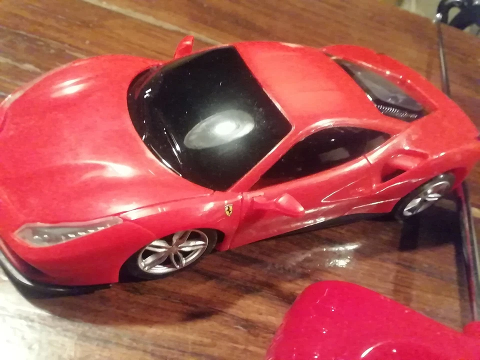 Modellino radiocomandato ferrari 488gtb ufficiale scala1:32 in box istr. italia - Immagine 2 di 4