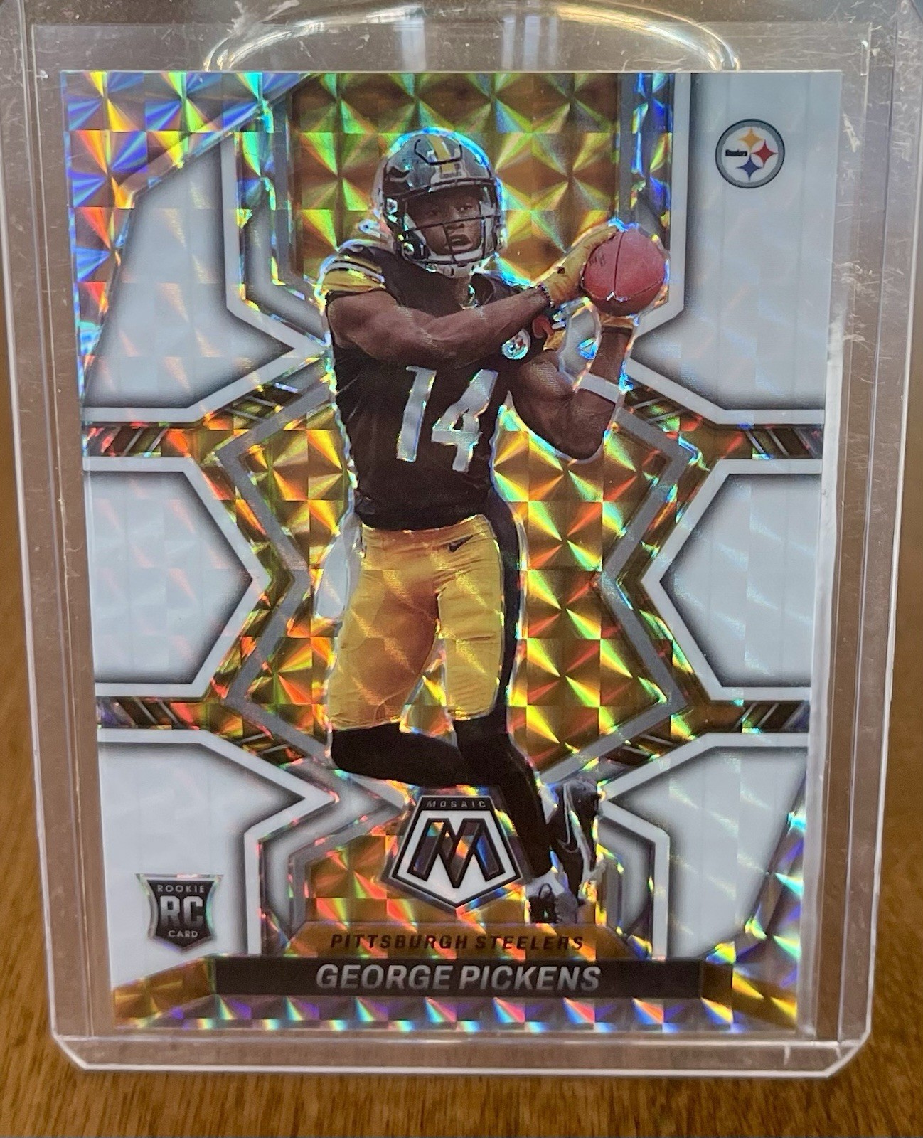 2022 Panini Mosaic - Rookies George Pickens #318 White Mosaic Prizm 3/25