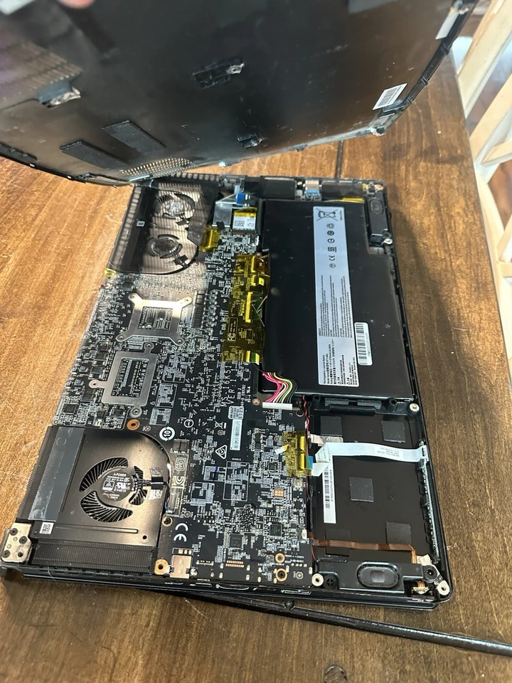MSI G63 Stealth MS-16K5 Laptop - For Parts - Image 4 of 4
