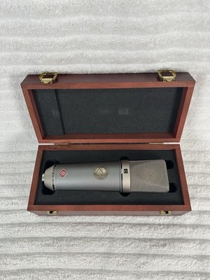 Neumann BERLIN TLM 67 Large Diaphragm Condenser Microphone