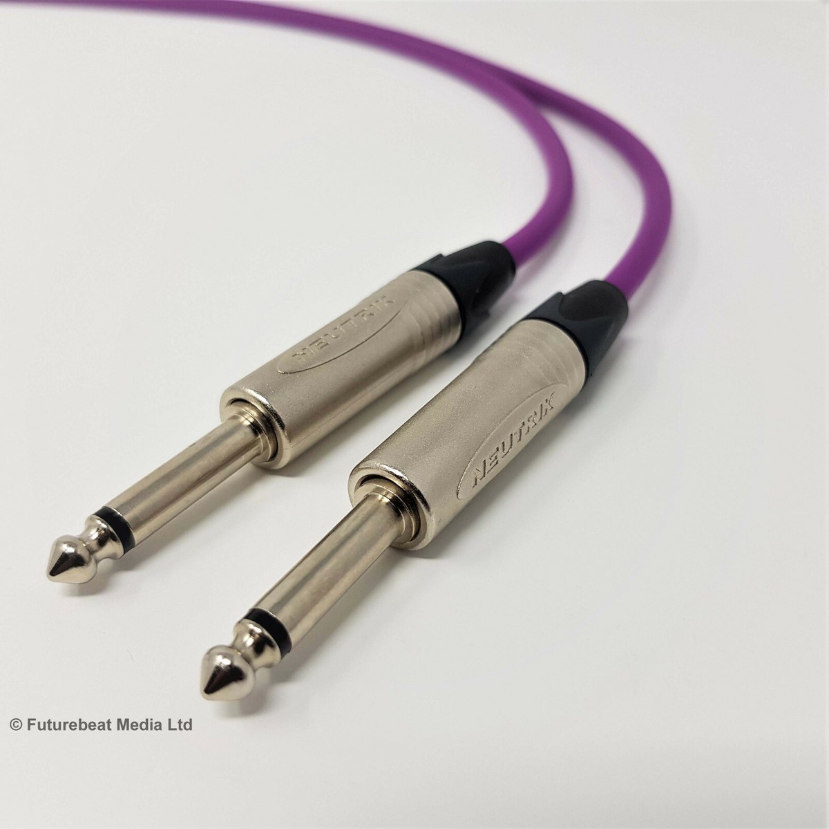 Guitar Lead Van Damme Cable Neutrik Straight to Right Angle Jack Plug Purple 3 M