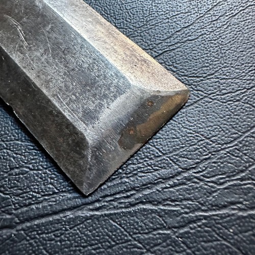 VINTAGE TITAN 32mm 1 1/4" BEVEL EDGE SOCKET CHISEL IRON TOOL IN AUSTRALIA - Picture 2 of 6