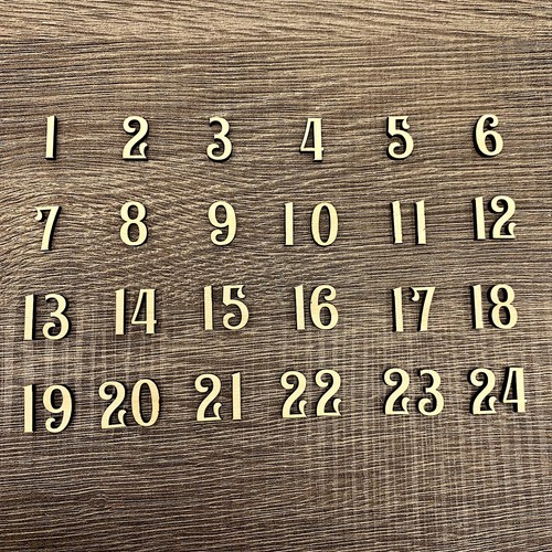 Numeri in legno per calendario dell'avvento da 1 a 24, serie da 39 pezzi - Foto 3 di 15