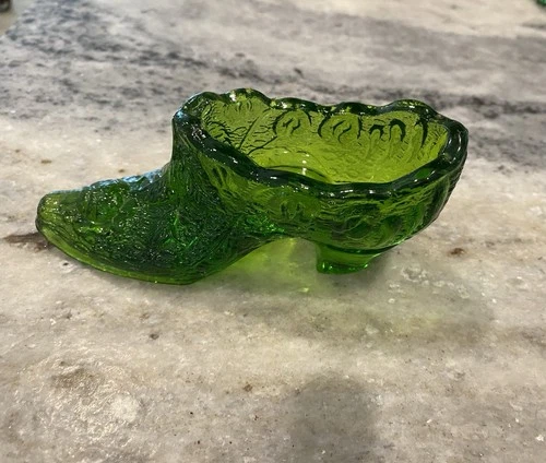 Vintage Fenton Glass Shoe Daisy Buttons Emerald Green Glass Shoe Slipper Glass