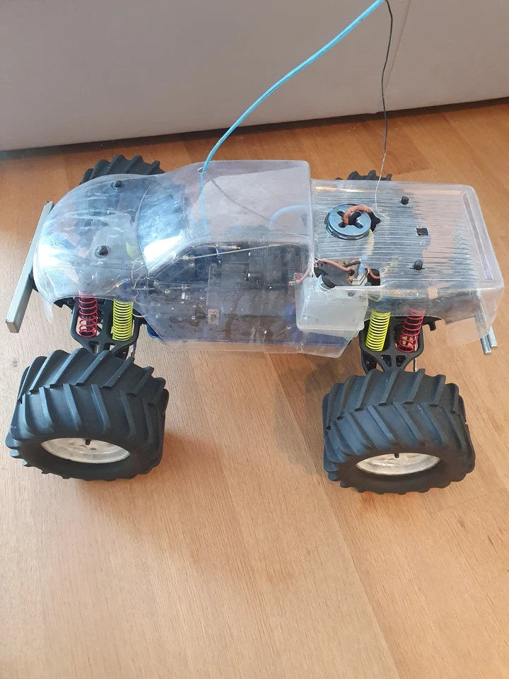 Traxxas T-Maxx 2.5 Nitro Monstertruck Verbrenner - Bild 2 von 4