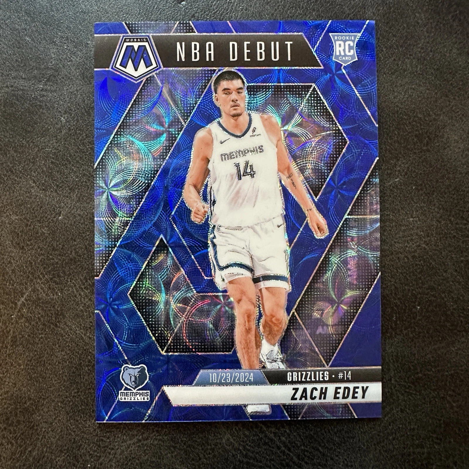 2024-25 Panini Mosaic NBA Debut Zach Edey International Blue /35 Rookie RC