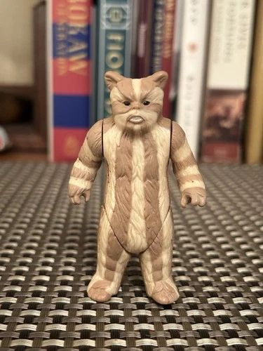 Vintage Star Wars Logray Ewok Medicine Man 3.75" inch action figure Kenner 1983