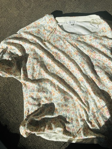 Rose & Olive Soft Oversized Cream Floral Print Short Sleeve Tee Size 2X - Bild 3 von 6