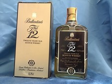 Bottiglia di Whisky Ballantine’s 12 Years Vintage Con Box