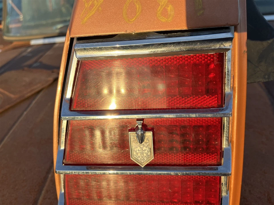 Luz trasera izquierda Chevrolet Monte Carlo 1977 OEM 77 Chevy LH Foto 3 de 4