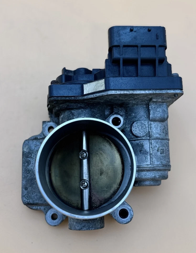 Buick Lacrosse Lucerne Grand Prix 3.8L Throttle Body Assembly 2005-2009 12576729 - Image 2 of 4