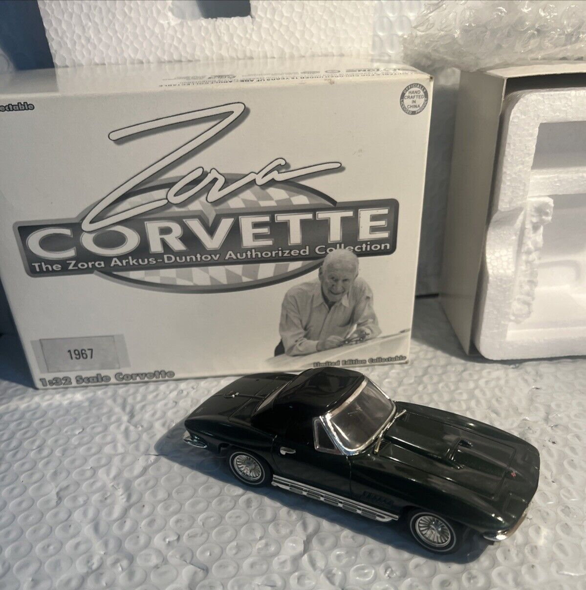 1:32 1967 CORVETTE ZORA ARKUS-DUNTOV AUTHORIZED COLLECTION BY ACTION W/BOX