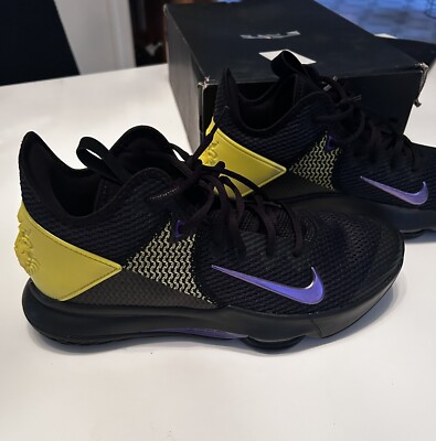 Nike Lebron Witness IV BV7427004 Herren Schuhe Basketball Gr. 44 Neu & OGV