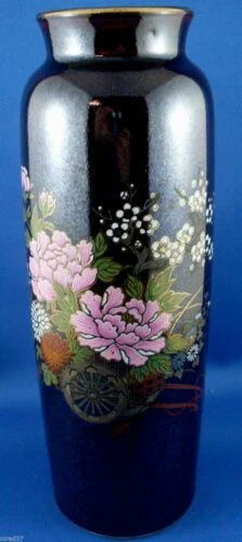 Porcelain Original Asian Japan Vases