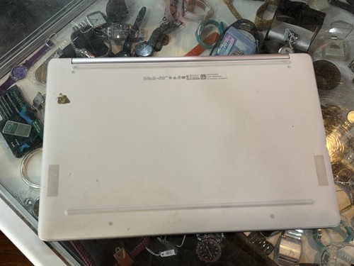 HP CHROMEBOOK 15A-NA0017TU (128GB EMMC / 4GB RAM) IN SILVER - Picture 7 of 16