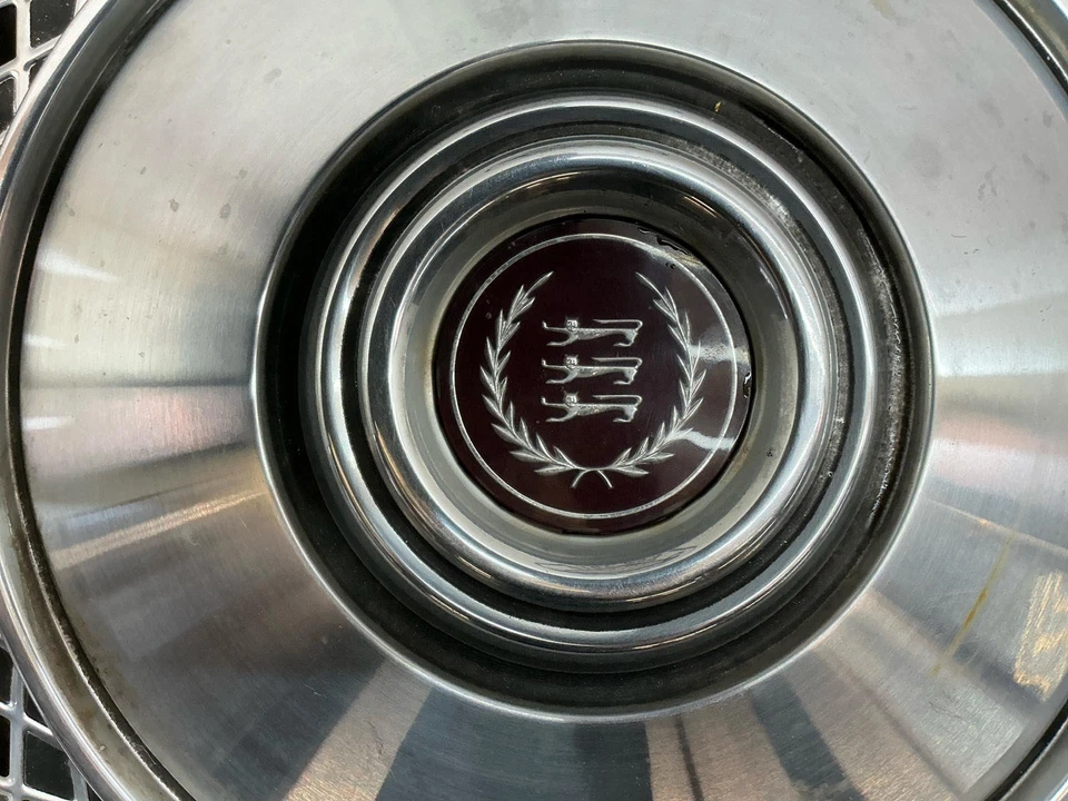 Tapacubos tapacubos ford tamaño completo 75-78 Foto 3 de 4