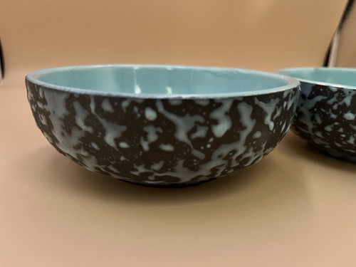 2 Vintage McCoy Blue & Black Brocade Splatter Glaze Bowls 5.75” - Picture 2 of 4