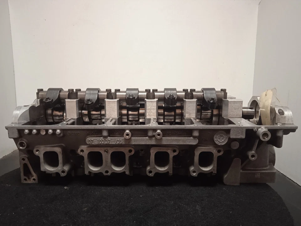 R070103373A - 071033735 CABEZAL DEL MOTOR / 615743 PARA VOLKSWAGEN PHAETON Foto 3 de 4