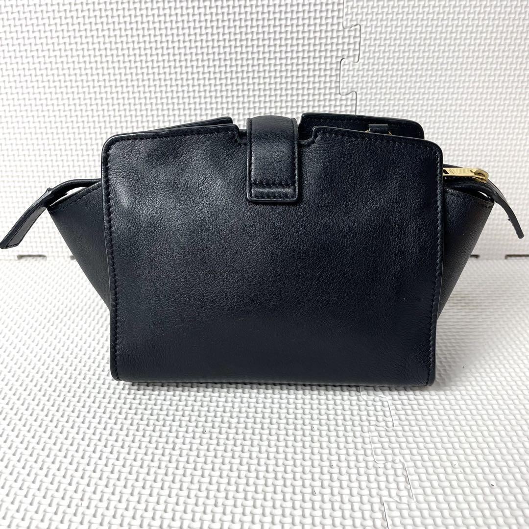 SAINT LAURENT Borsa a tracolla St. Laurent modello recente Toika Bass Ysl logo nero