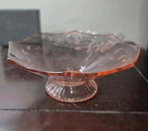 Pink Depression Glass Vintage Footed Bowl Etched Flowers 8” Round