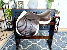 17.5" World Class Duel Flap Fairfax Jump Saddle| Wool Flocked| Adjustable Gullet