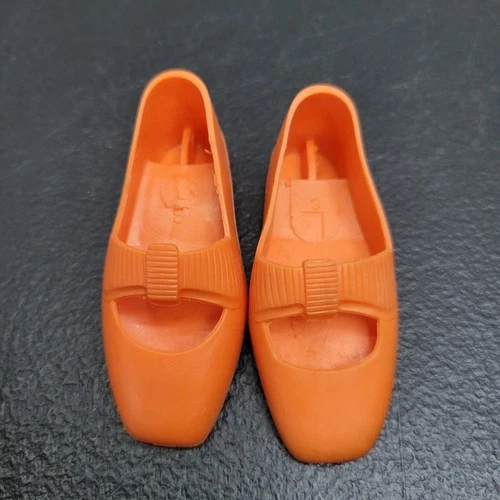 Ideal 1968 Crissy Doll Vintage Orange Square Toe Low Heel Pump Shoes