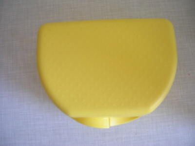 Tupperware gelb Snacky Dose Brotbox Lunchbox Pausenbox Brotzeitdose  Kunststoff