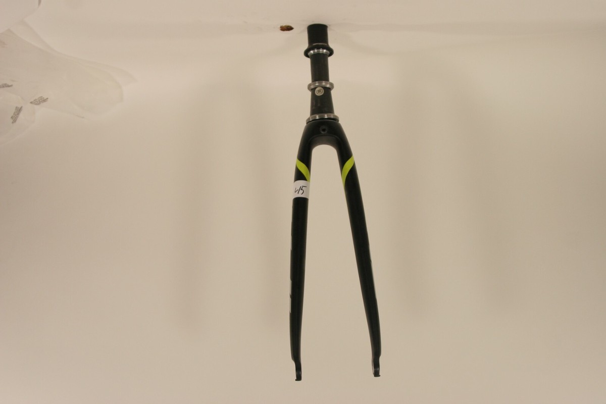 Fuji FC440 Carbon Fork/Hedst Taperedx210mm 700c Threadless